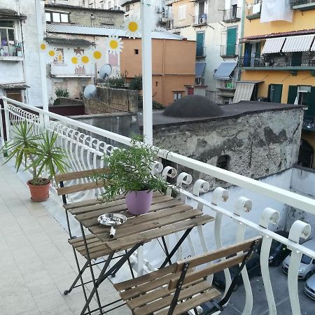 Dint e viche e Napule Guest House Neapel Exterior foto
