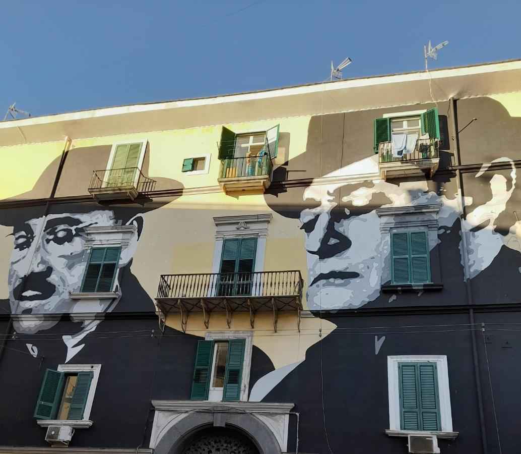 Dint e viche e Napule Guest House Neapel Exterior foto