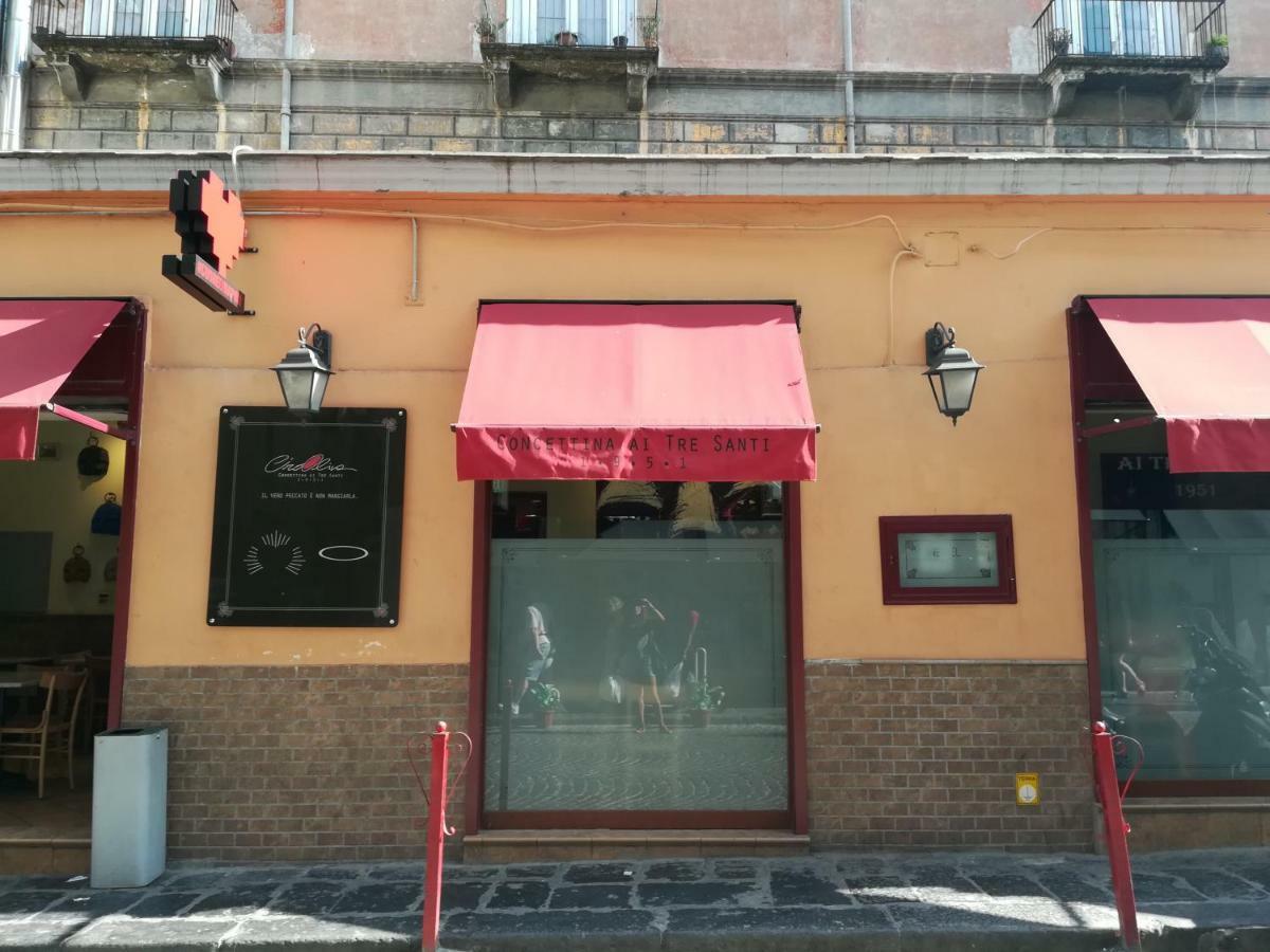 Dint e viche e Napule Guest House Neapel Exterior foto