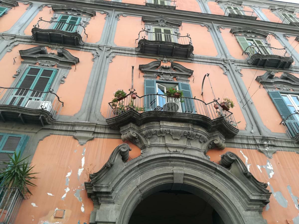 Dint e viche e Napule Guest House Neapel Exterior foto